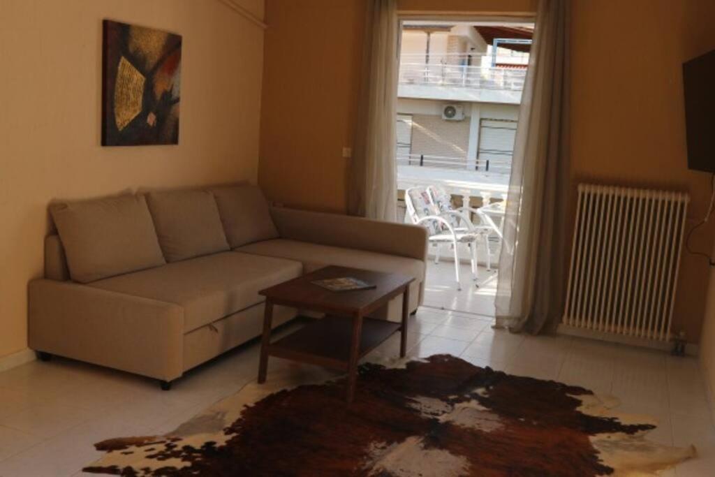 Anestis Apartment Akrata Esterno foto