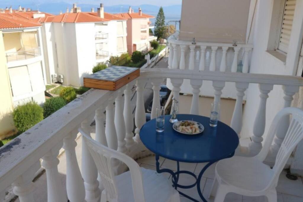Anestis Apartment Akrata Esterno foto